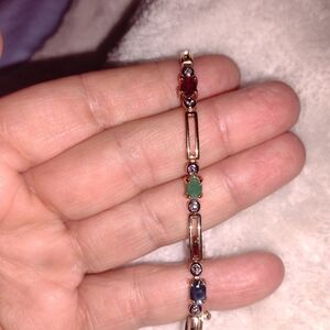 Women's bracelet